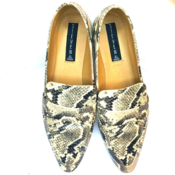 Steve Madden Hollie Loafer Pointed Toe Snake Embossed Women's Size 10 - Picture 2 of 7